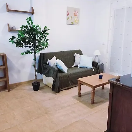 Casa Familiar A Pie De Piscina