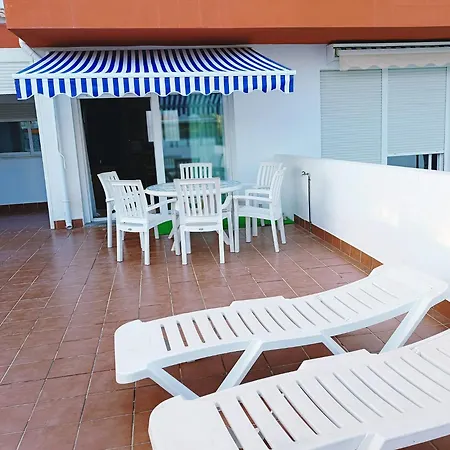Casa Familiar A Pie De Piscina Holiday home